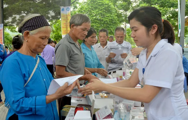 Công-Việc-Làm-Từ-Thiện-Top-4-Cơ-Hội-Cho-Sinh-Viên-Thất-Nghiệp